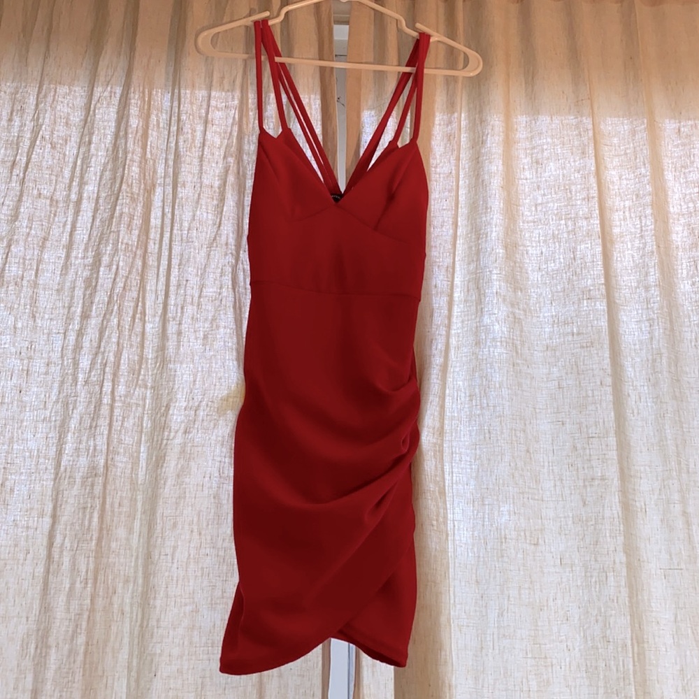 Mini red dress, double straps